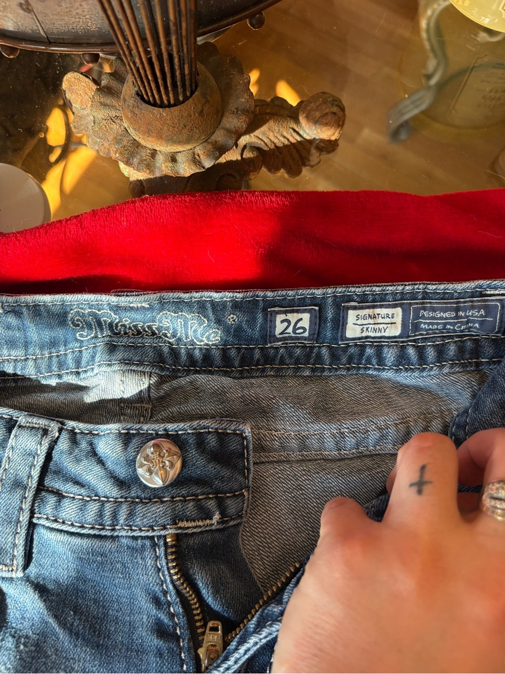 Miss Me Jeans Size 26 Signature Skinny Embellished Rhinestone Sequin Y2K Denim - Picture 6 of 8